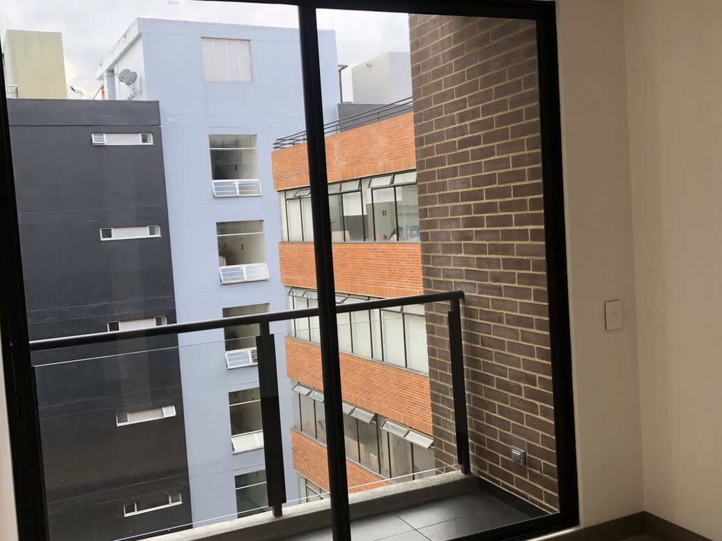 Apartamento de 2 alcobas en venta en Rincon Del Chicó, Bogotá, 69 m² · foto 12 de 20