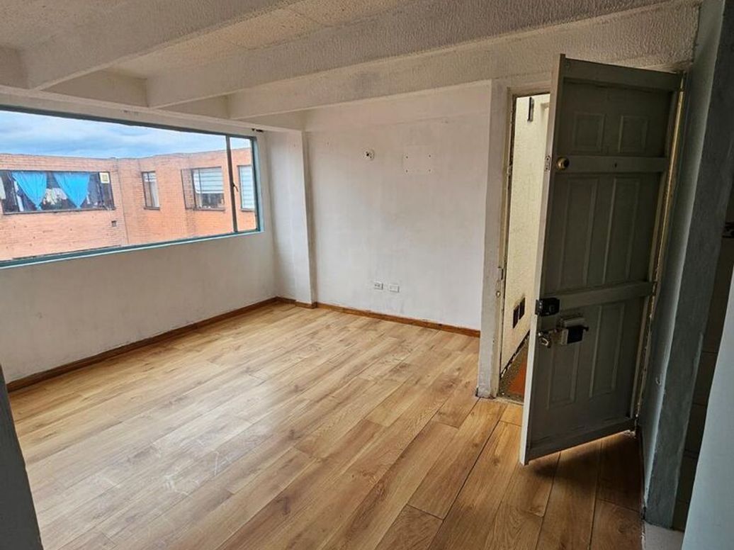 Apartamento de 2 alcobas en venta en Granjas Del Dorado, Bogotá, 47 m² · foto 9 de 10