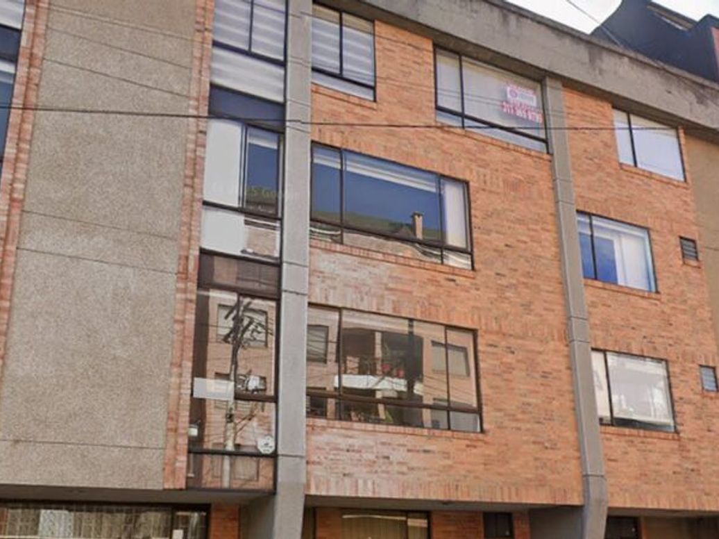 Apartamento de 4 alcobas en venta en El Batan, Bogotá, 131 m² · foto 4 de 5