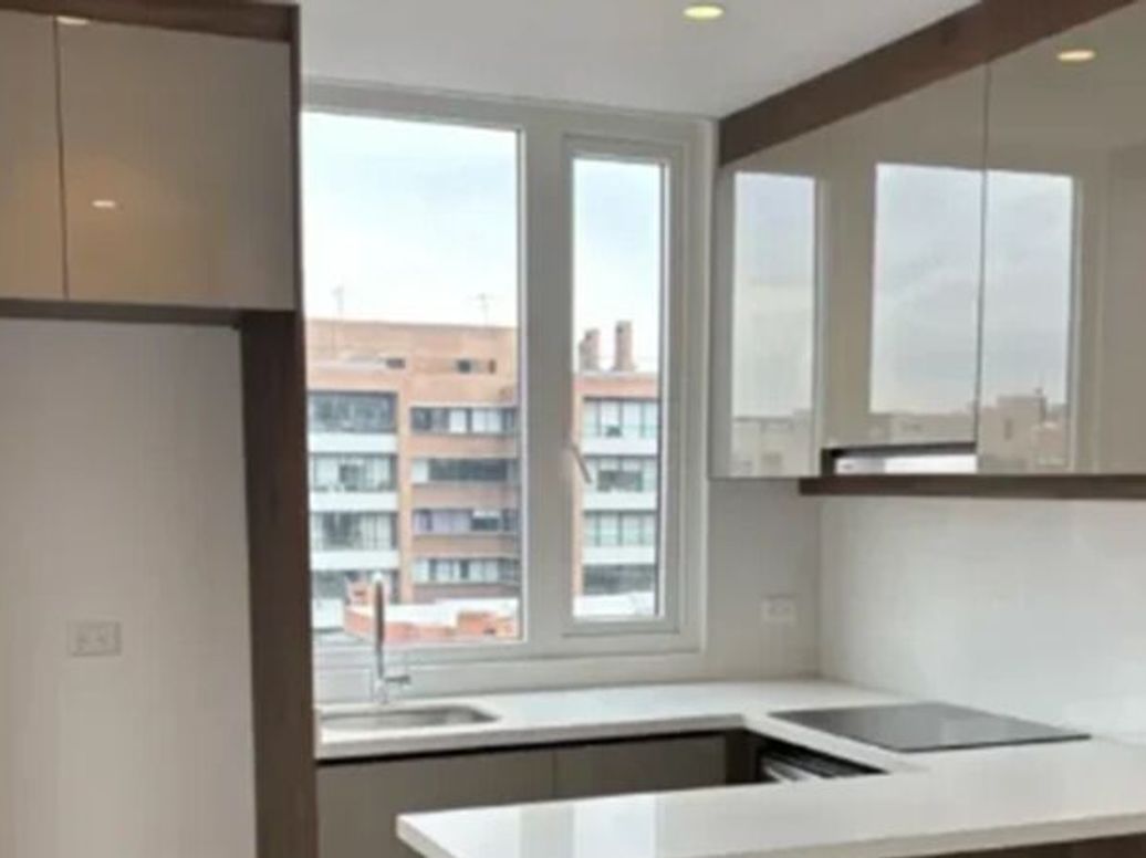 Apartamento de 2 alcobas en venta en Molinos Norte, Bogotá, 72 m² · foto 4 de 5