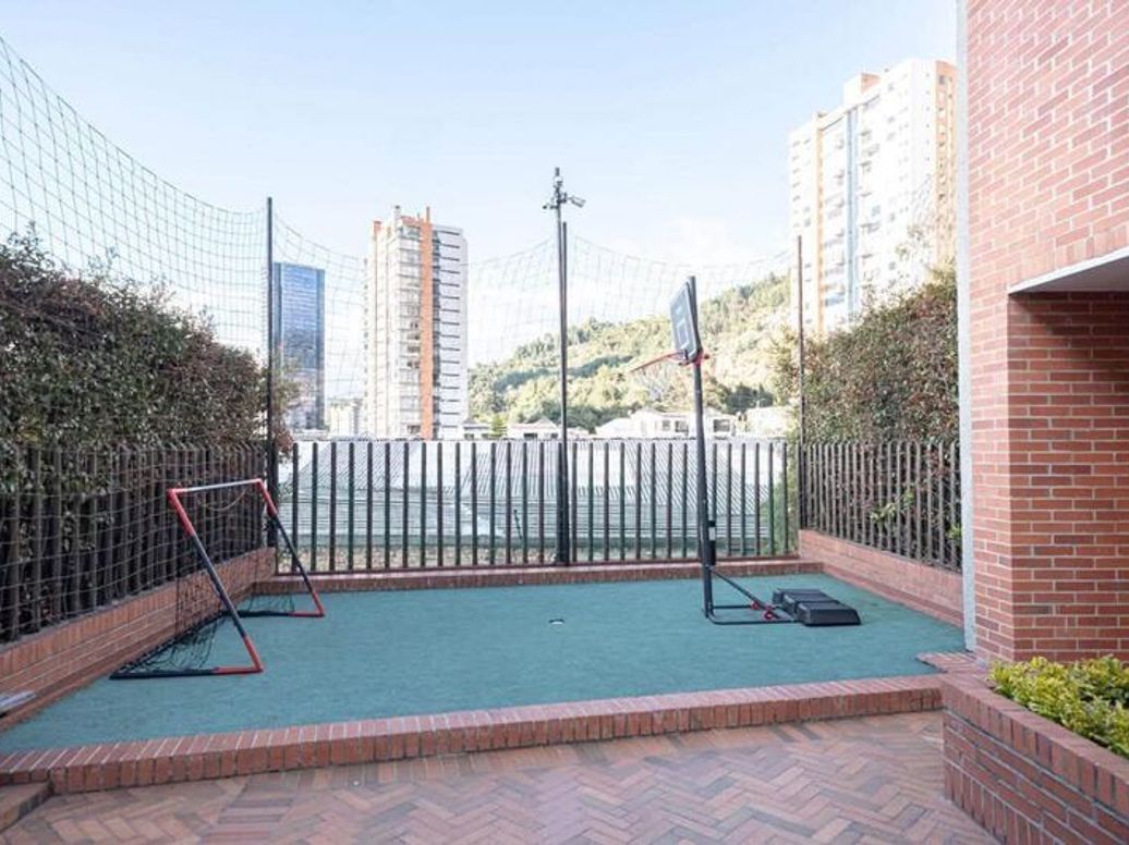 Casa de 4 alcobas en venta en A.S.D., Bogotá, 286 m² · foto 9 de 20