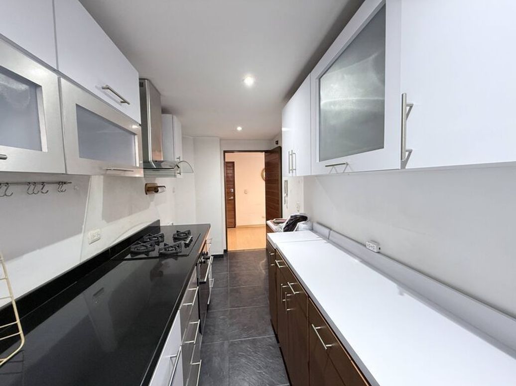 Apartamento de 3 alcobas en venta en Antiguo Country, Bogotá, 111 m² · foto 13 de 18