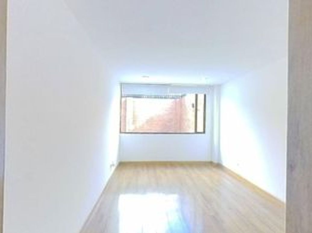 Apartamento de 3 alcobas en venta en Chico Norte Et. Iii, Bogotá, 97 m² · foto 9 de 14