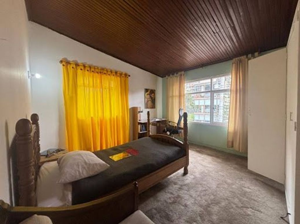 Casa de 5 alcobas en venta en Chapinero Central, Bogotá, 300 m² · foto 15 de 19