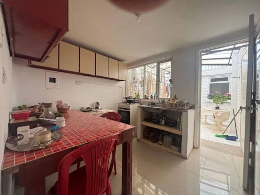 Casa de 5 alcobas en venta en Chapinero Central, Bogotá, 300 m² · foto 13 de 19