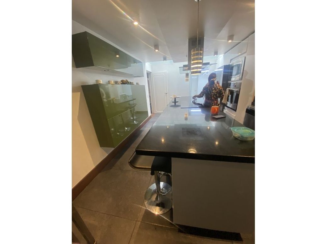 Casa de 4 alcobas en venta en El Recreo De Los Frailes, Bogotá, 300 m² · foto 5 de 11
