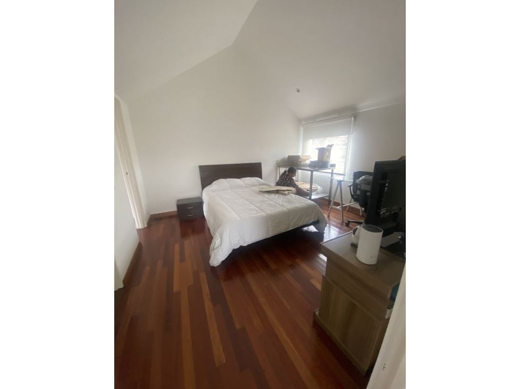 Casa de 4 alcobas en venta en El Recreo De Los Frailes, Bogotá, 300 m² · foto 11 de 11