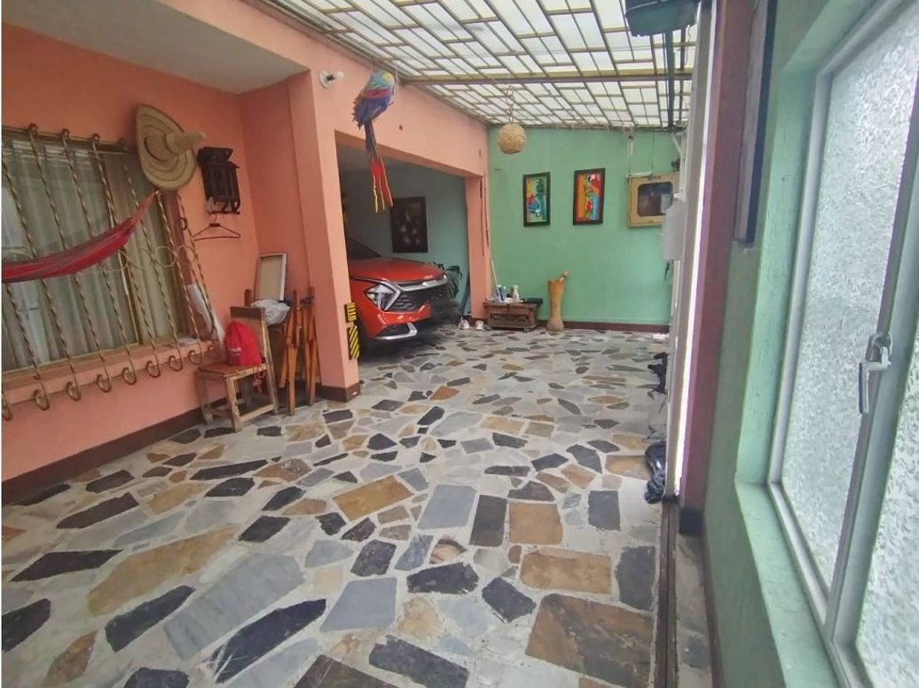 Casa de 4 alcobas en venta en Sosiego Sur, Bogotá, 250 m² · foto 4 de 20