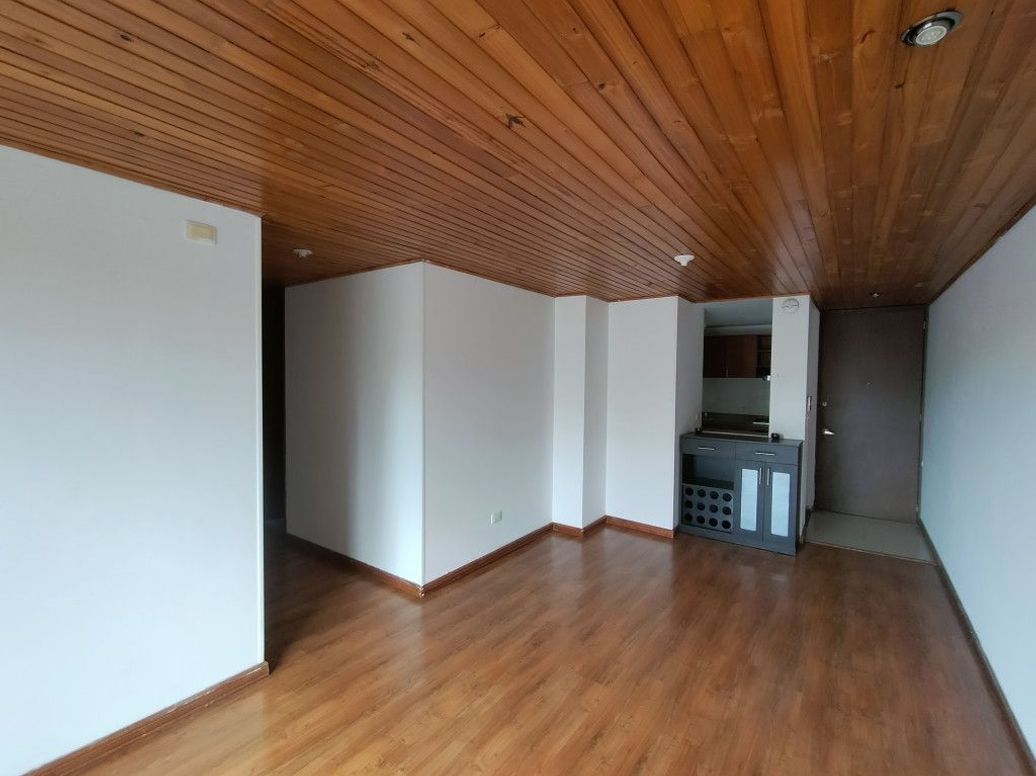 Apartamento de 3 alcobas en venta en Britalia, Bogotá, 69 m² · foto 2 de 20