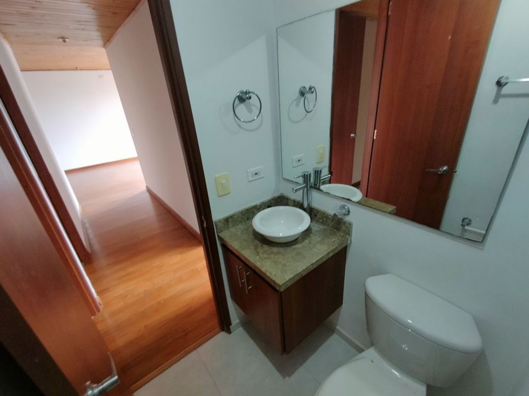 Apartamento de 3 alcobas en venta en Britalia, Bogotá, 69 m² · foto 13 de 20