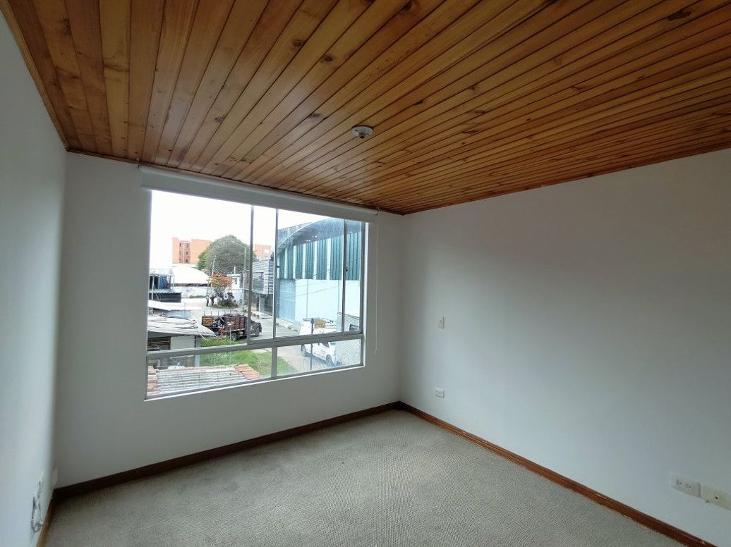 Apartamento de 3 alcobas en venta en Britalia, Bogotá, 69 m² · foto 14 de 20