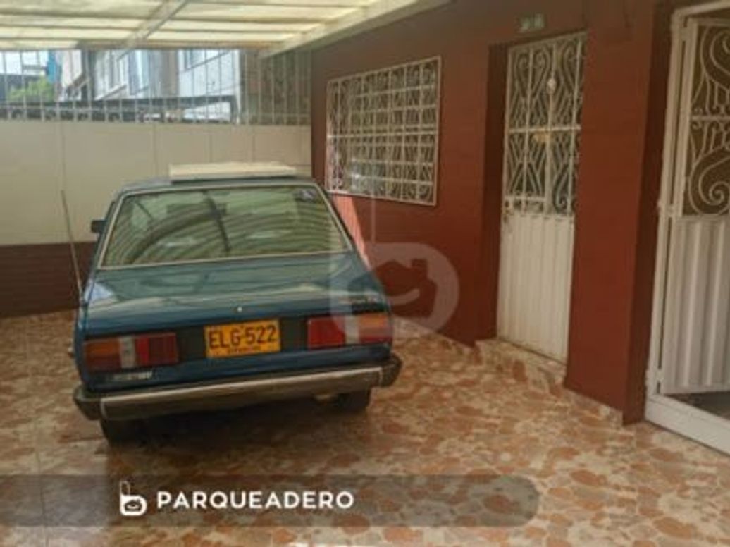 Casa de 5 alcobas en venta en Santa Rita, Bogotá, 140 m² · foto 10 de 11