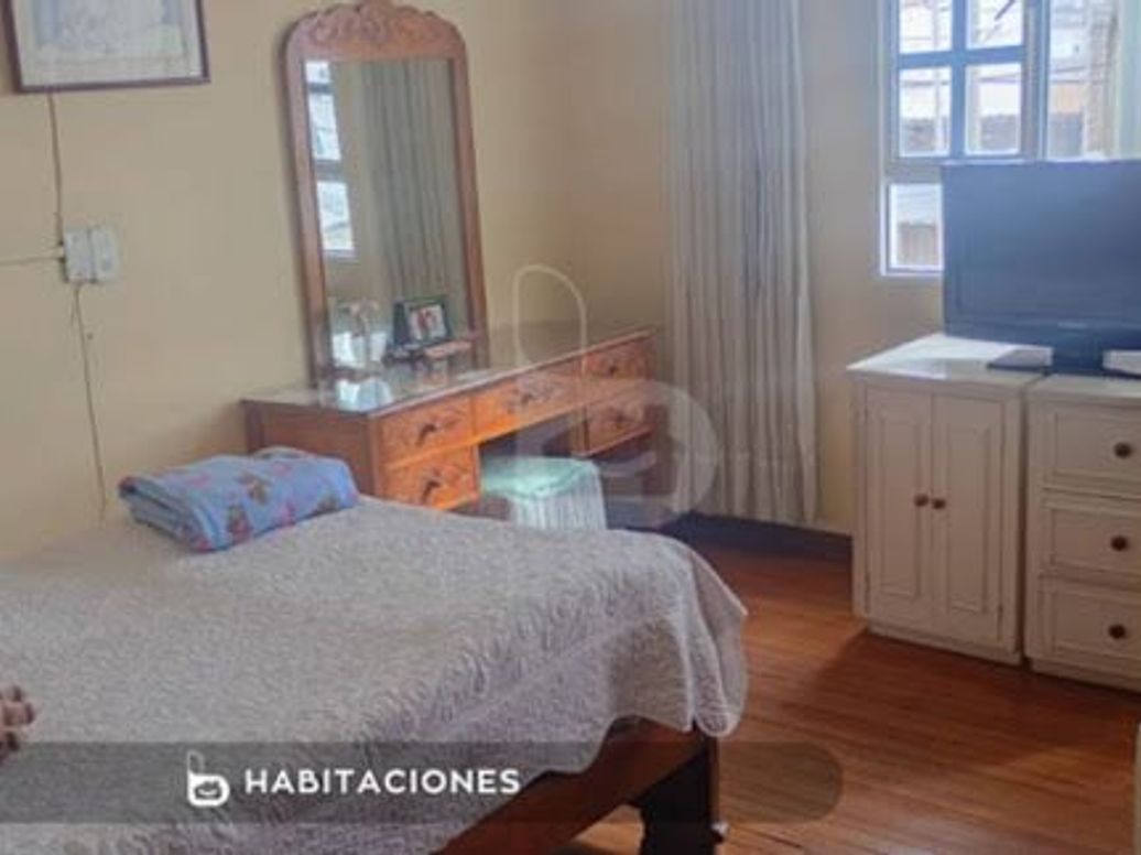 Casa de 5 alcobas en venta en Santa Rita, Bogotá, 140 m² · foto 4 de 11