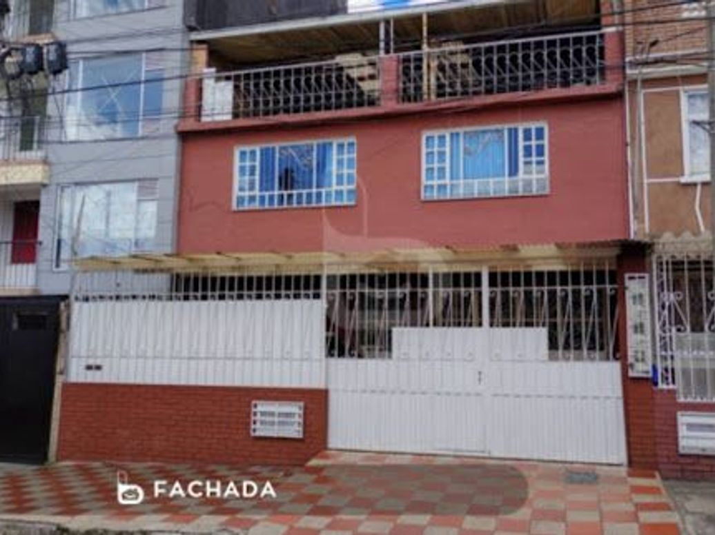 Casa de 5 alcobas en venta en Santa Rita, Bogotá, 140 m² · foto 11 de 11