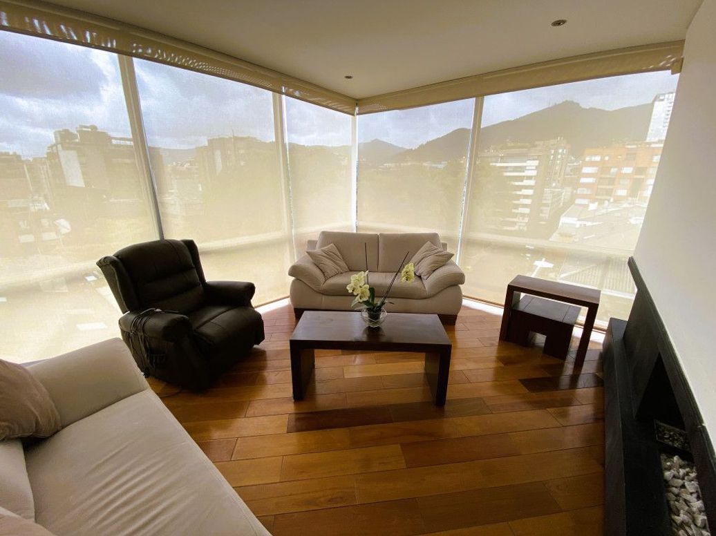 Apartamento de 3 alcobas en venta en Chico, Bogotá, 300 m² · foto 4 de 20