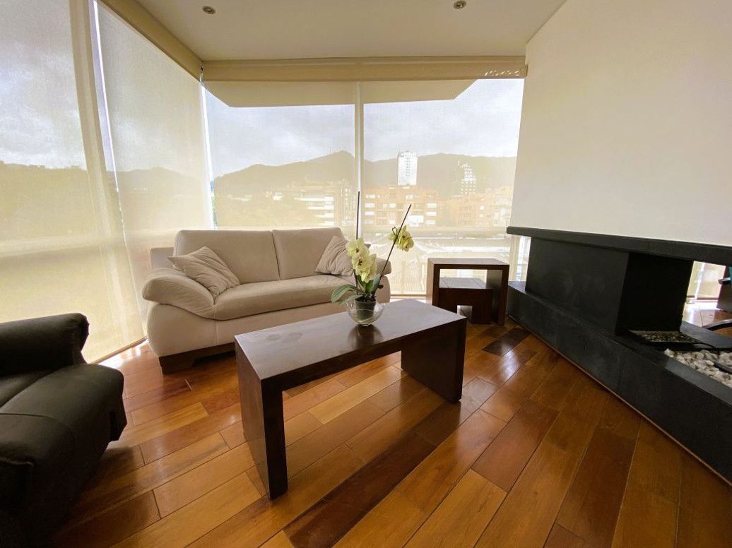 Apartamento de 3 alcobas en venta en Chico, Bogotá, 300 m² · foto 5 de 20