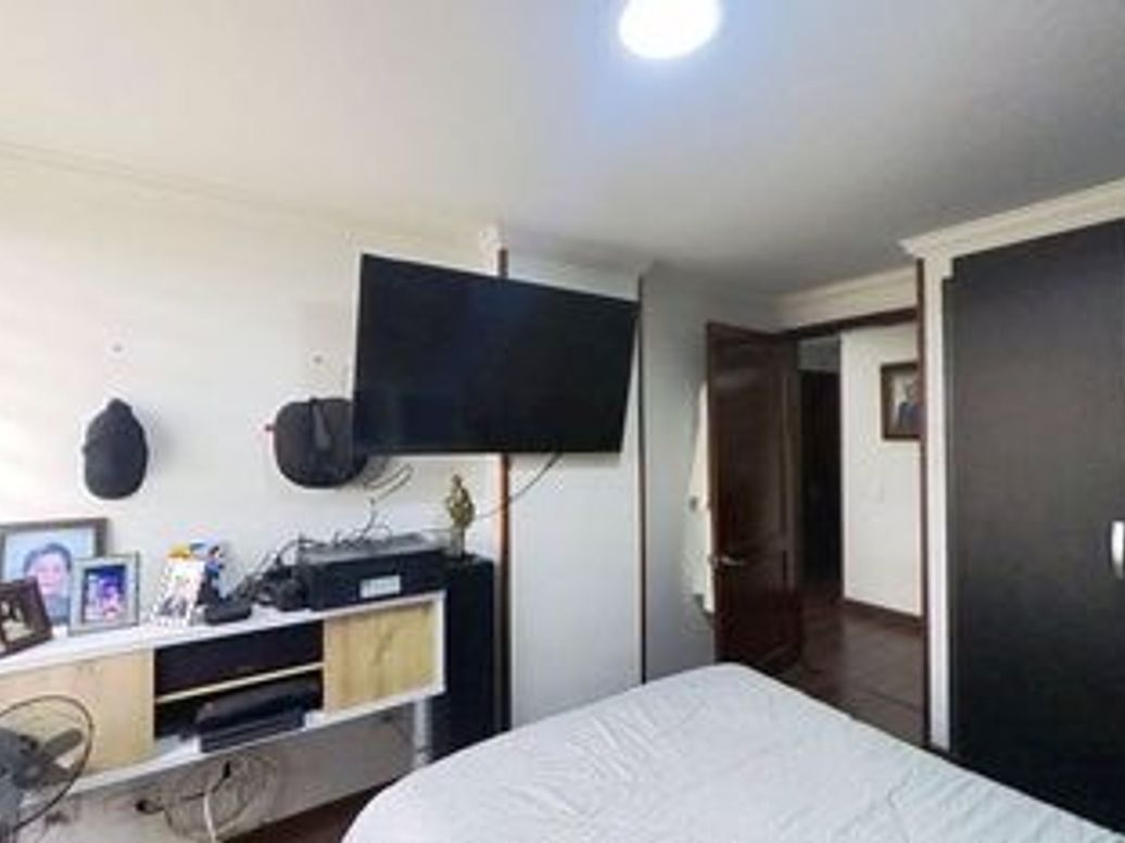 Apartamento de 3 alcobas en venta en Chico Norte Et. Iii, Bogotá, 105 m² · foto 11 de 20