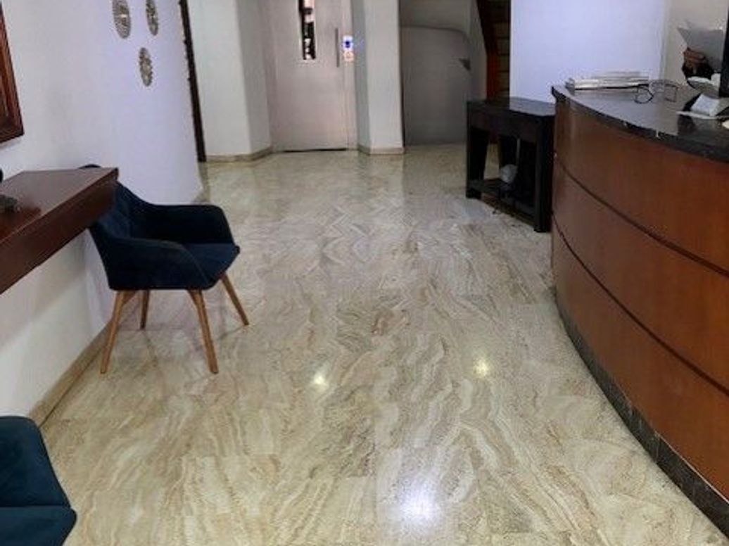 Apartamento de 4 alcobas en venta en Molinos Norte, Bogotá, 134 m² · foto 3 de 12