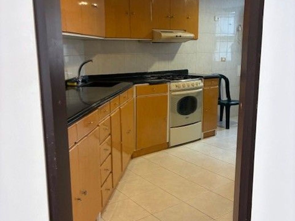 Apartamento de 4 alcobas en venta en Molinos Norte, Bogotá, 134 m² · foto 8 de 12