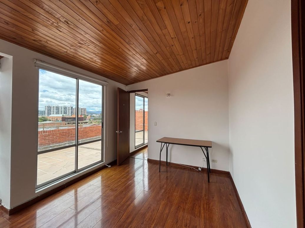 Apartamento de 4 alcobas en venta en San Antonio Nor - Occidental, Bogotá, 99 m² · foto 16 de 20