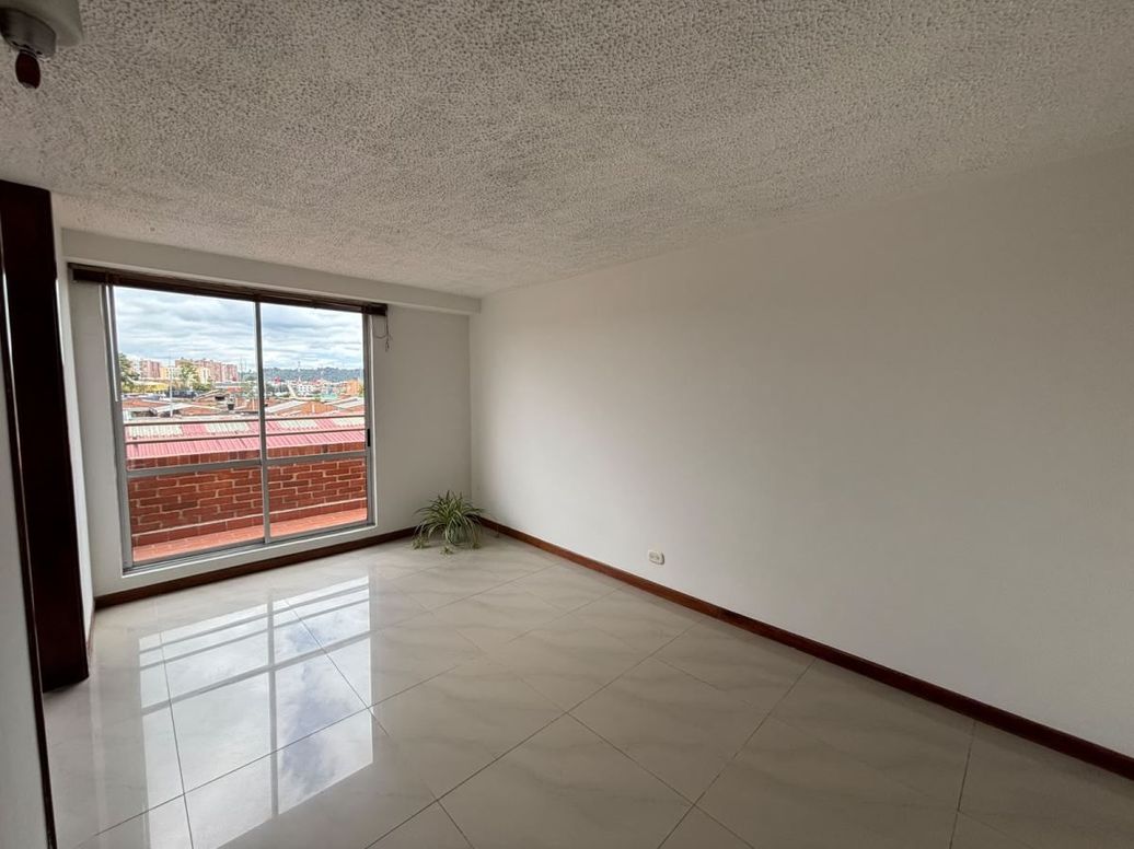 Apartamento de 4 alcobas en venta en San Antonio Nor - Occidental, Bogotá, 99 m² · foto 5 de 20