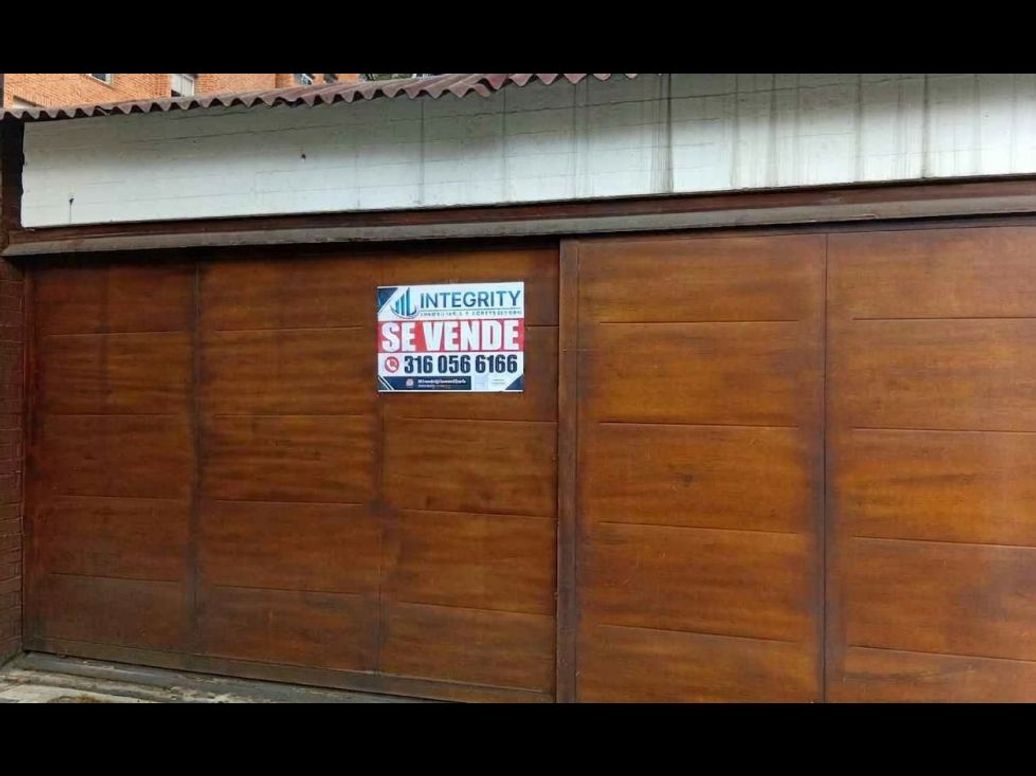 Casa de 8 alcobas en venta en Chicó Norte, Bogotá, 360 m² · foto 10 de 10