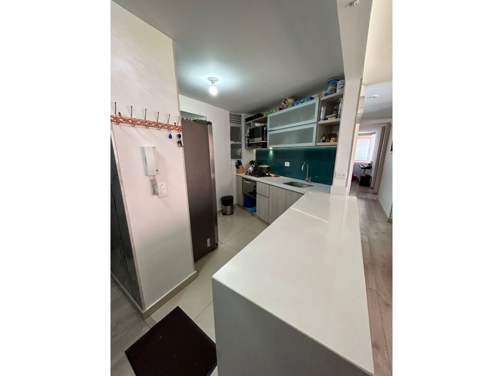 Apartamento de 3 alcobas en venta en Castilla La Nueva, Bogotá, 87 m² · foto 10 de 15
