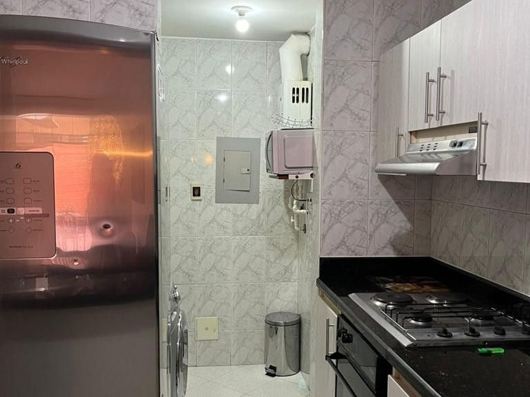 Apartamento de 1 alcoba en arriendo en Santa Barbara Occidental, Bogotá, 62 m² · foto 3 de 8