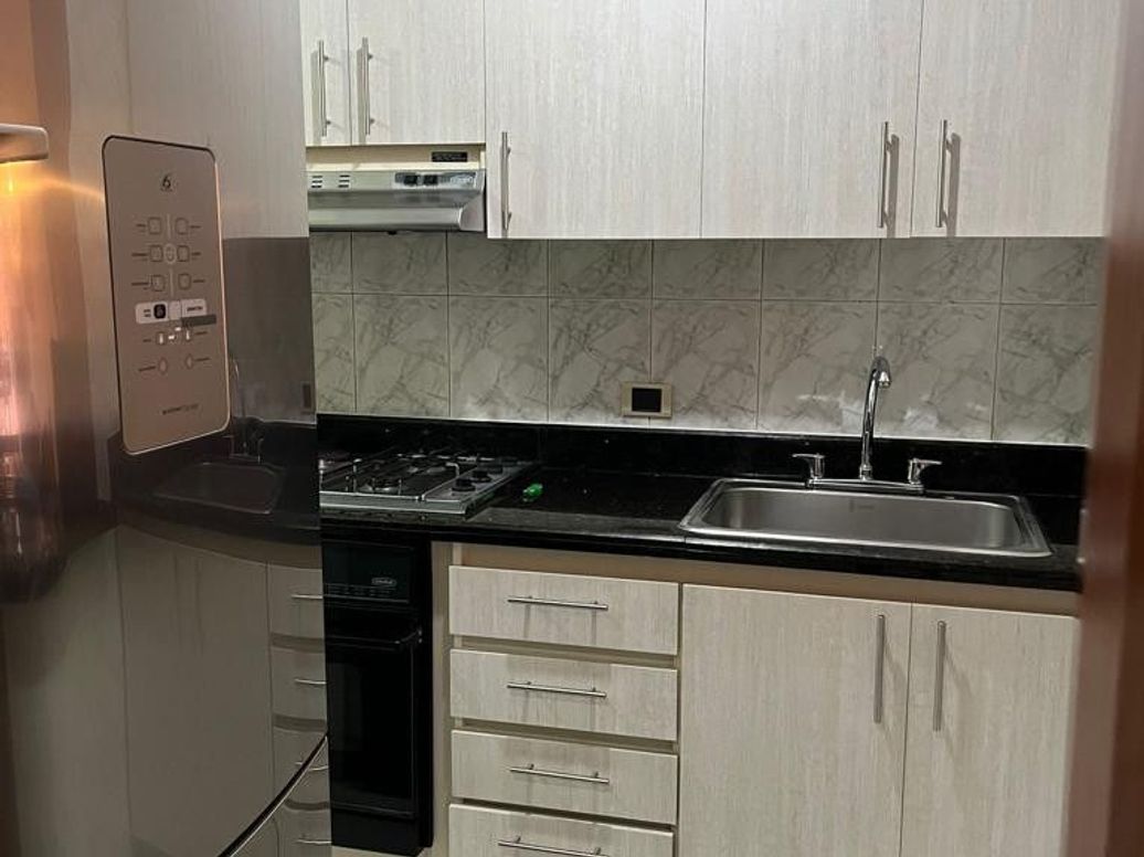 Apartamento de 1 alcoba en arriendo en Santa Barbara Occidental, Bogotá, 62 m² · foto 4 de 8