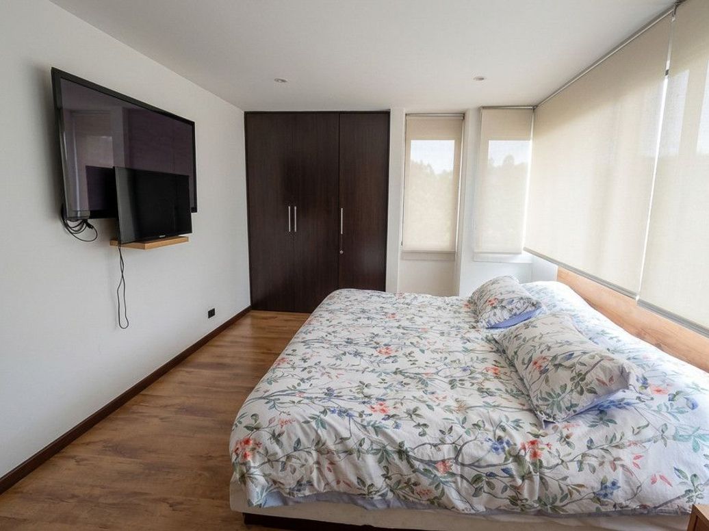 Apartamento de 2 alcobas en venta en Chico Norte Et. Ii, Bogotá, 135 m² · foto 11 de 18