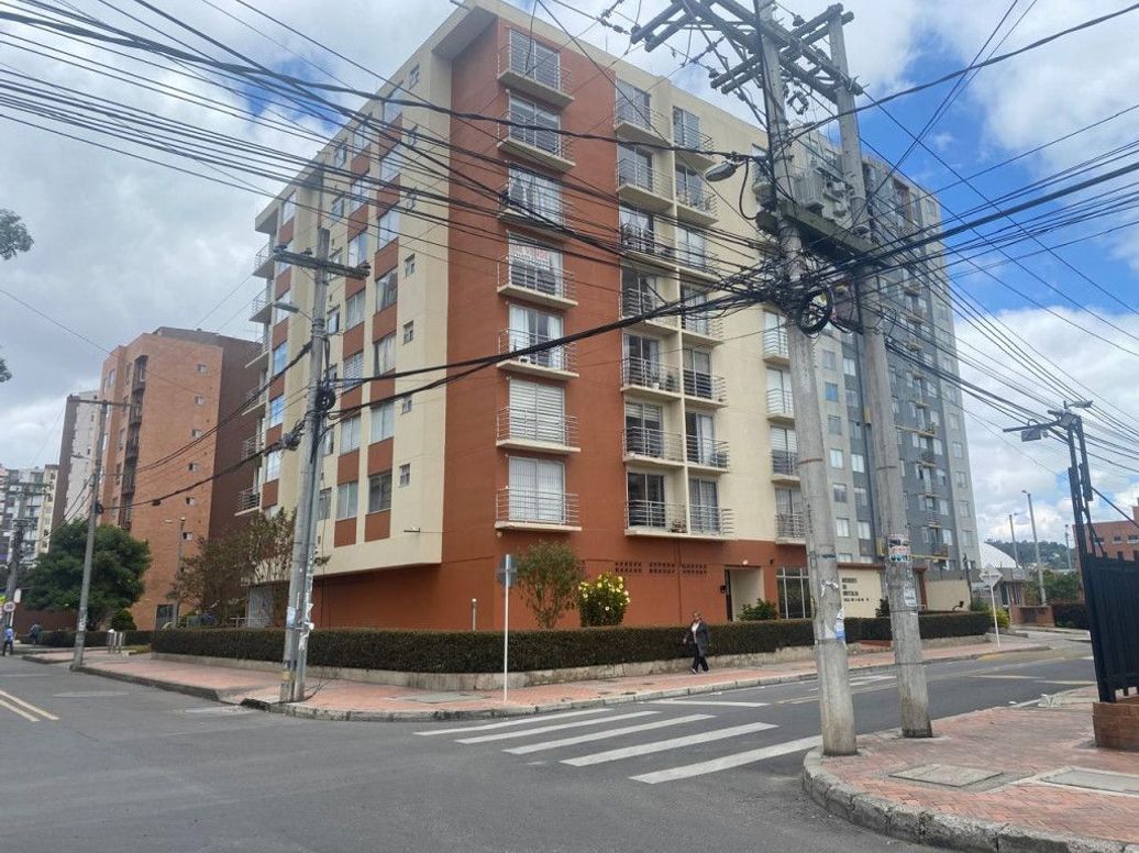 Apartamento de 2 alcobas en venta en Britalia, Bogotá, 63 m² · foto 2 de 19