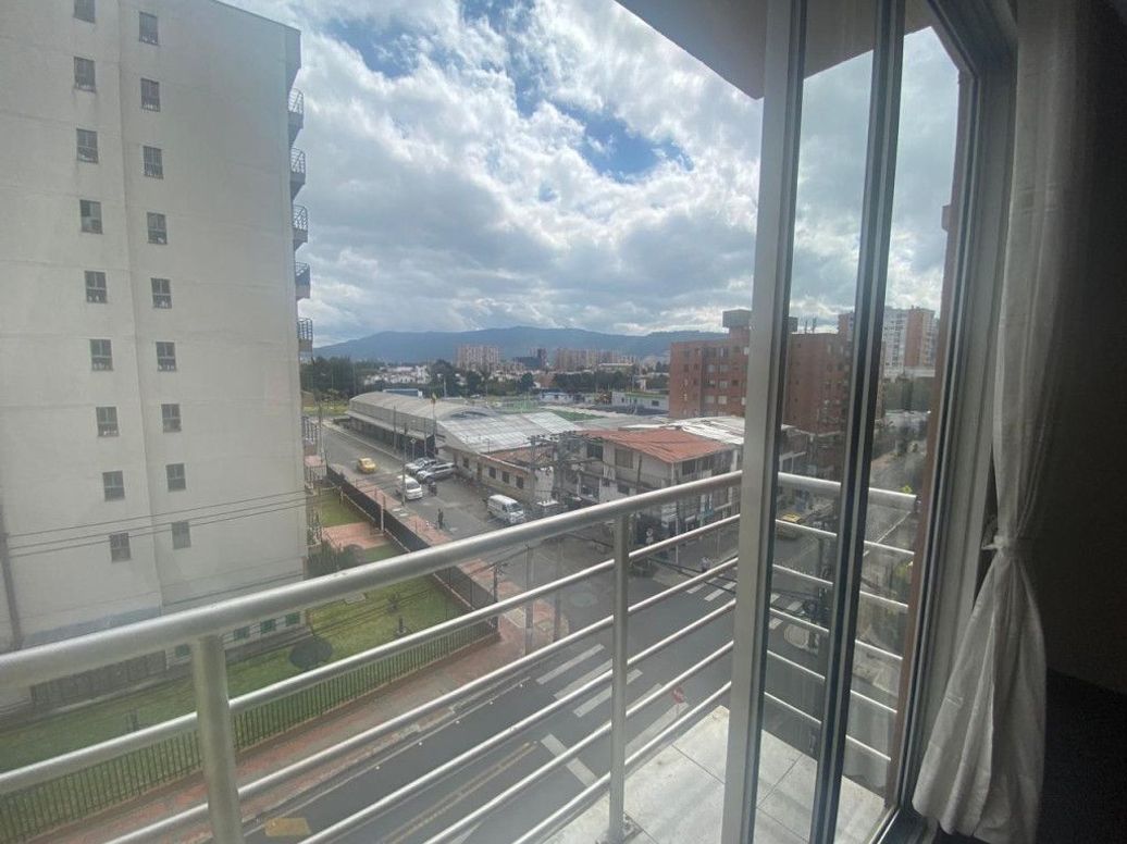 Apartamento de 2 alcobas en venta en Britalia, Bogotá, 63 m² · foto 3 de 19