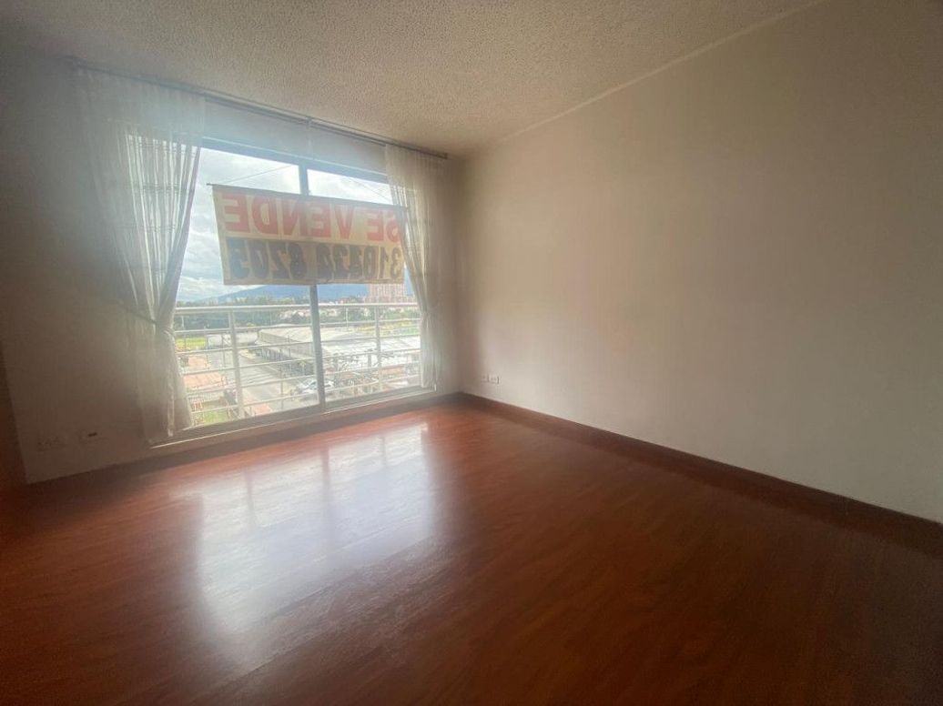 Apartamento de 2 alcobas en venta en Britalia, Bogotá, 63 m² · foto 7 de 19