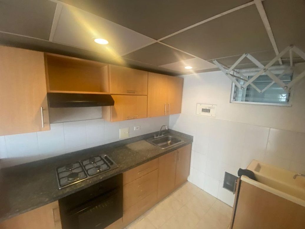 Apartamento de 2 alcobas en venta en Britalia, Bogotá, 63 m² · foto 12 de 19