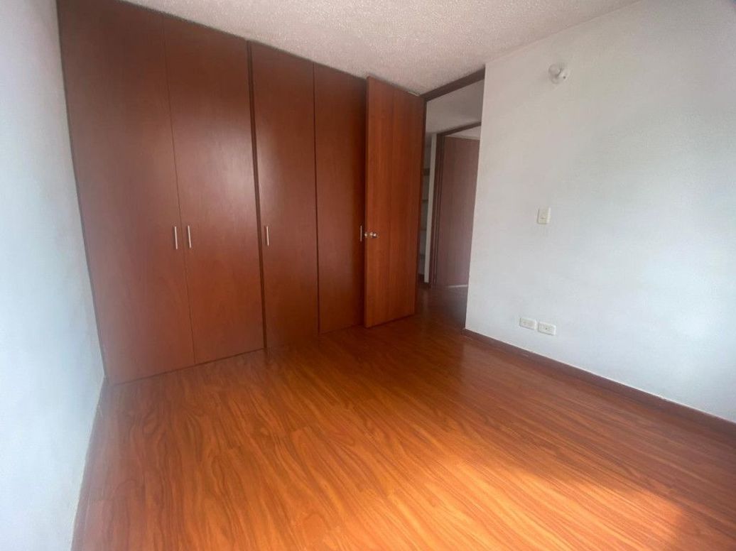Apartamento de 2 alcobas en venta en Britalia, Bogotá, 63 m² · foto 11 de 19
