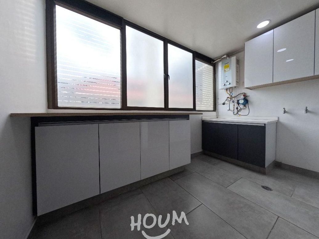 Apartamento de 2 alcobas en arriendo en Santa Barbara Occidental, Bogotá, 93 m² · foto 5 de 18
