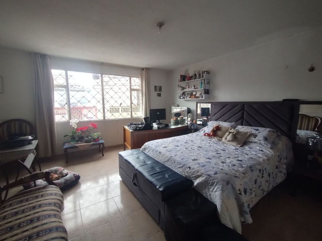 Casa de 10 alcobas en venta en La Pradera, Bogotá, 611 m² · foto 15 de 20