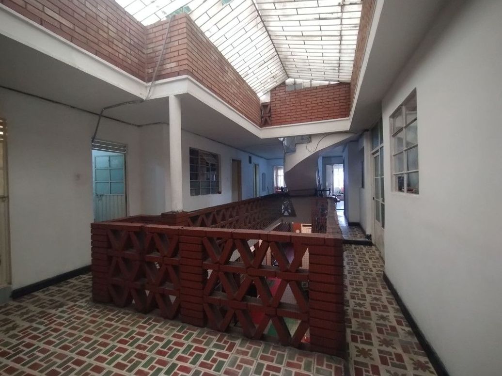 Casa de 10 alcobas en venta en La Pradera, Bogotá, 611 m² · foto 12 de 20