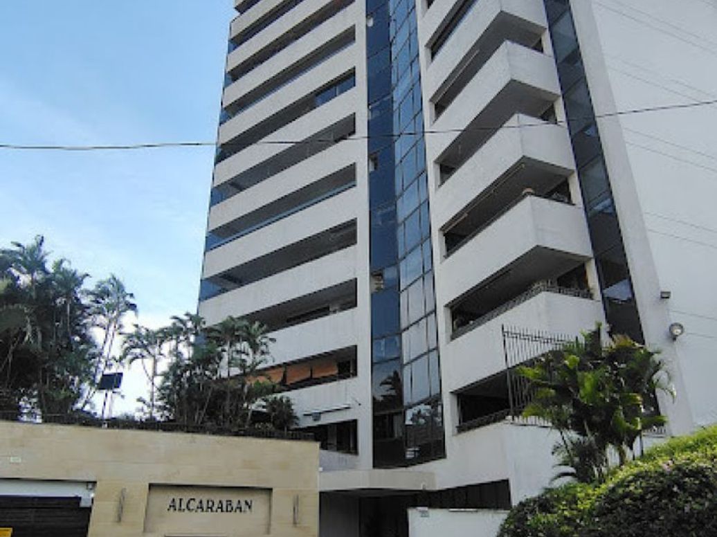 APARTAMENTO EN ARRIENDO en Tejares Cristales