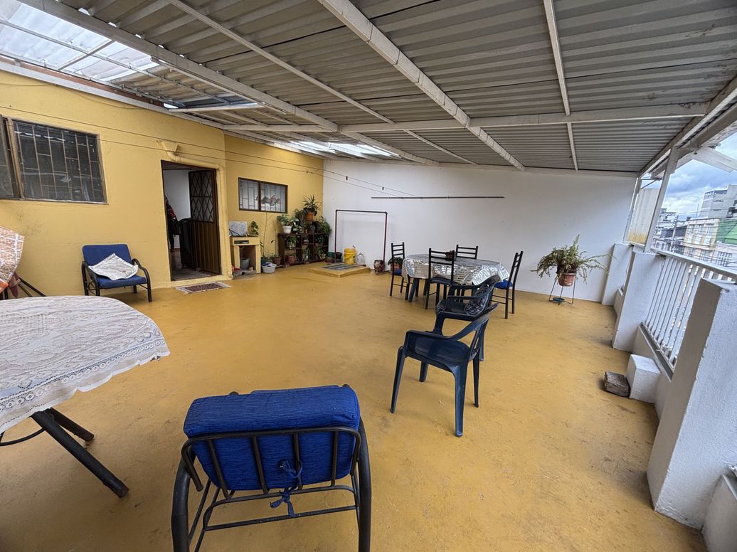 Casa de 6 alcobas en venta en La Patria, Bogotá, 230 m² · foto 19 de 20