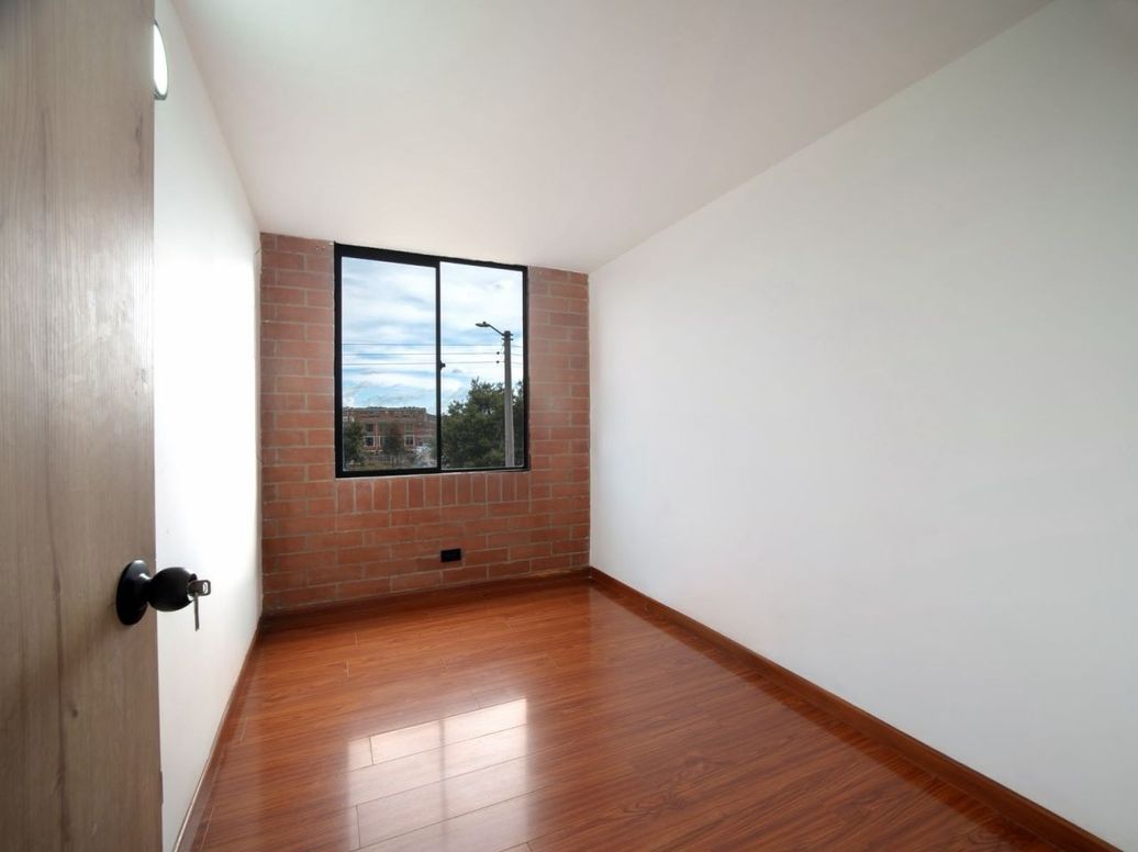 Apartamento de 3 alcobas en venta en El Vergel Occidental, Bogotá, 54 m² · foto 12 de 19