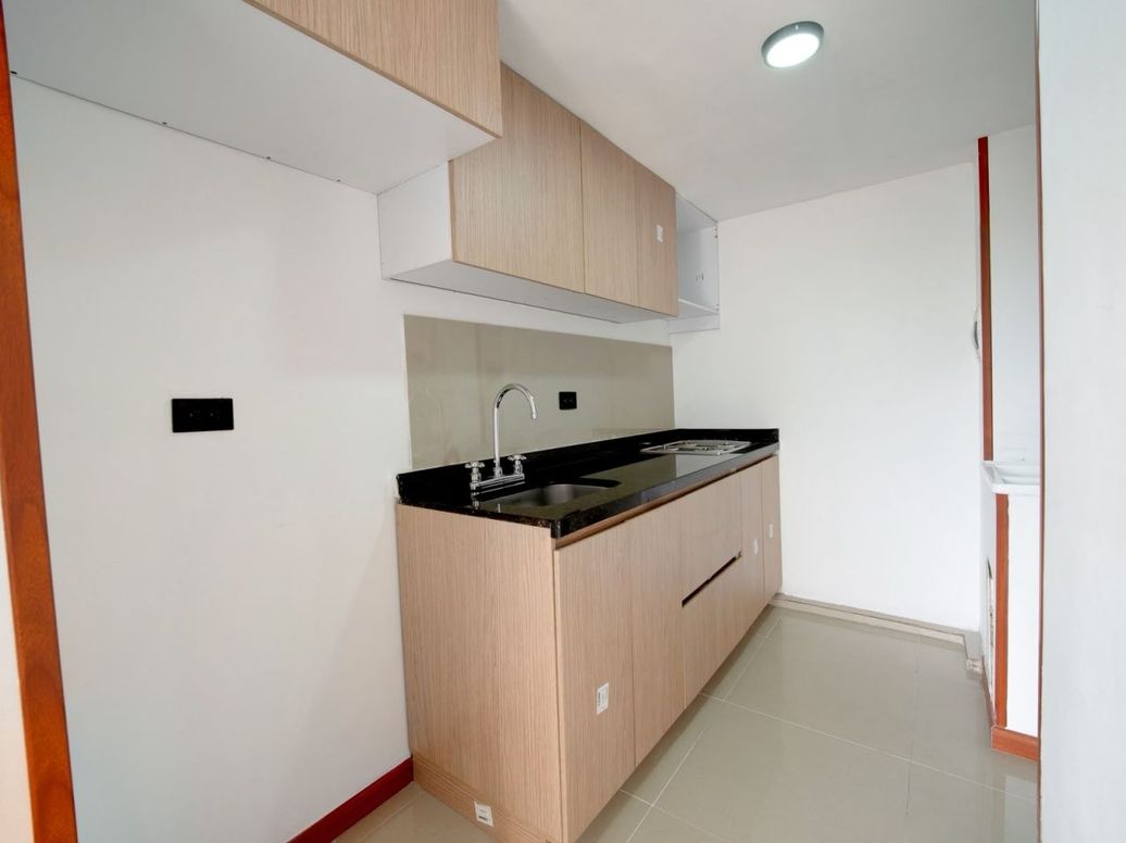 Apartamento de 3 alcobas en venta en El Vergel Occidental, Bogotá, 54 m² · foto 3 de 19