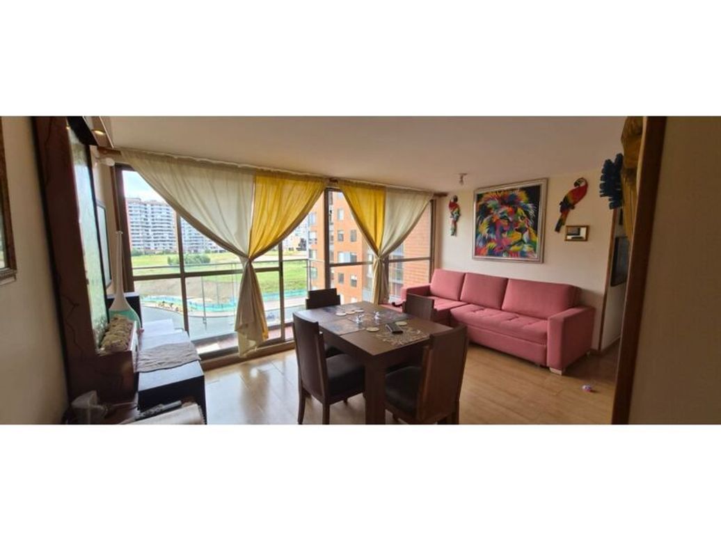 Apartamento de 3 alcobas en venta en La Felicidad, Bogotá, 76 m² · foto 3 de 16