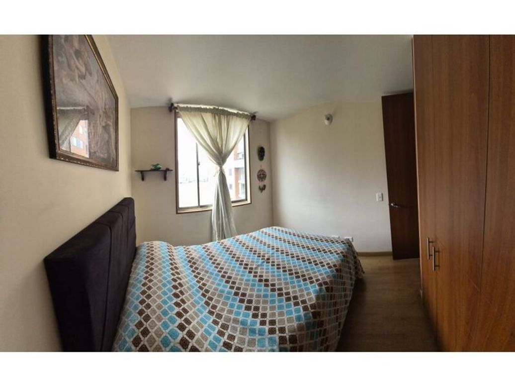 Apartamento de 3 alcobas en venta en La Felicidad, Bogotá, 76 m² · foto 9 de 16