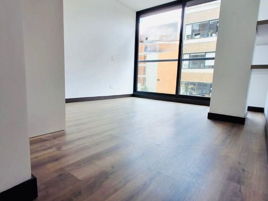 Apartaestudio en venta en Chico, Bogotá, 65 m² · foto 3 de 20