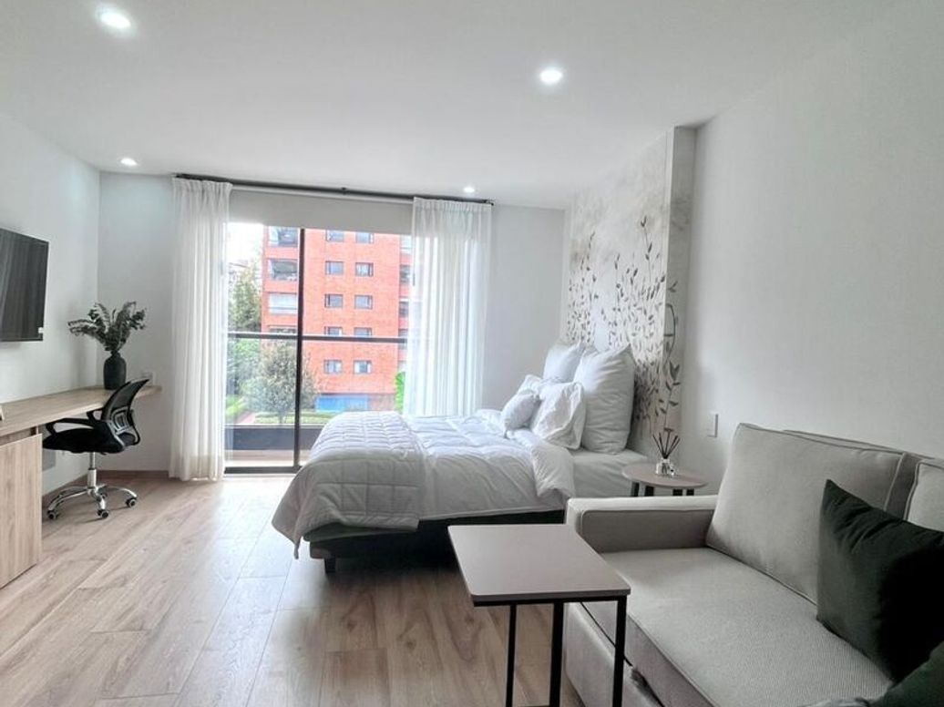 Apartaestudio en venta en Chico Norte Et. Iii, Bogotá, 35 m² · foto 2 de 5
