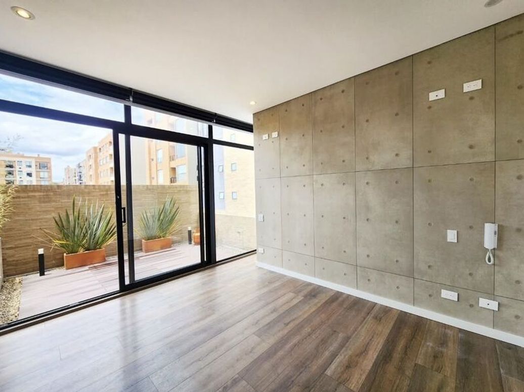 Apartamento de 1 alcoba en venta en Santa Barbara Occidental, Bogotá, 86 m² · foto 7 de 9