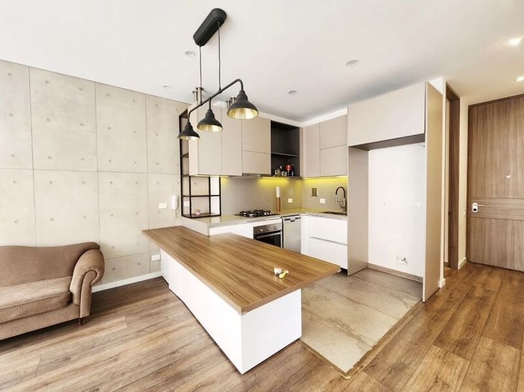 Apartamento de 1 alcoba en venta en Santa Barbara Occidental, Bogotá, 86 m² · foto 4 de 9