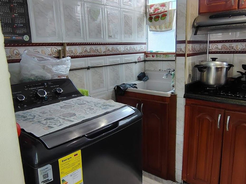 Apartamento de 3 alcobas en venta en El Rincon Del Castillo, Bogotá, 58 m² · foto 15 de 18
