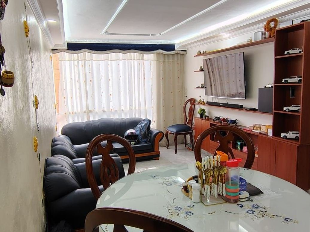 Apartamento de 3 alcobas en venta en El Rincon Del Castillo, Bogotá, 58 m² · foto 8 de 18